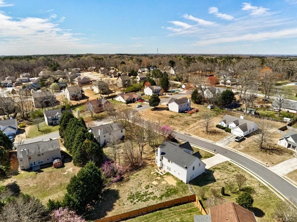 800 Baskins Cir, Winder GA  30680-3599 exterior