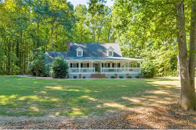 918 Brockton Loop, Jefferson, GA 30549 - Photo 3