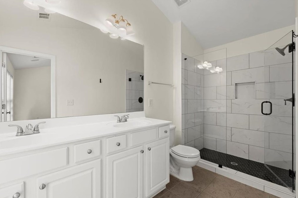 1304 Thornborough Dr, Alpharetta GA 30004-0522 exterior