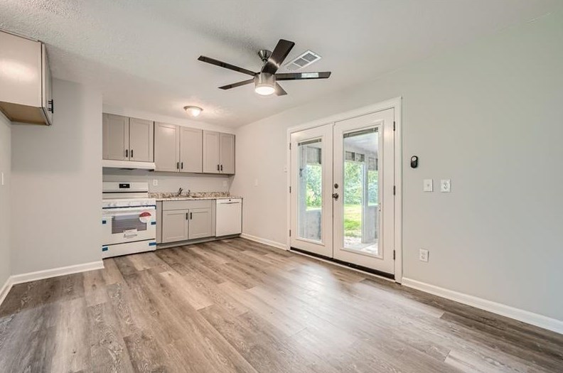 5507 Hwy 155, Stockbridge GA  30281-1832 exterior