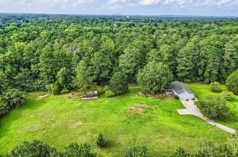 5507 Hwy 155, Stockbridge GA  30281-1832 exterior