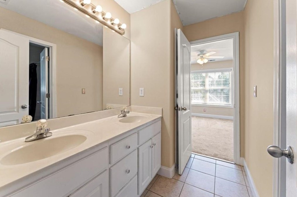 317 Young James Cir, Stockbridge GA  30281-1470 exterior