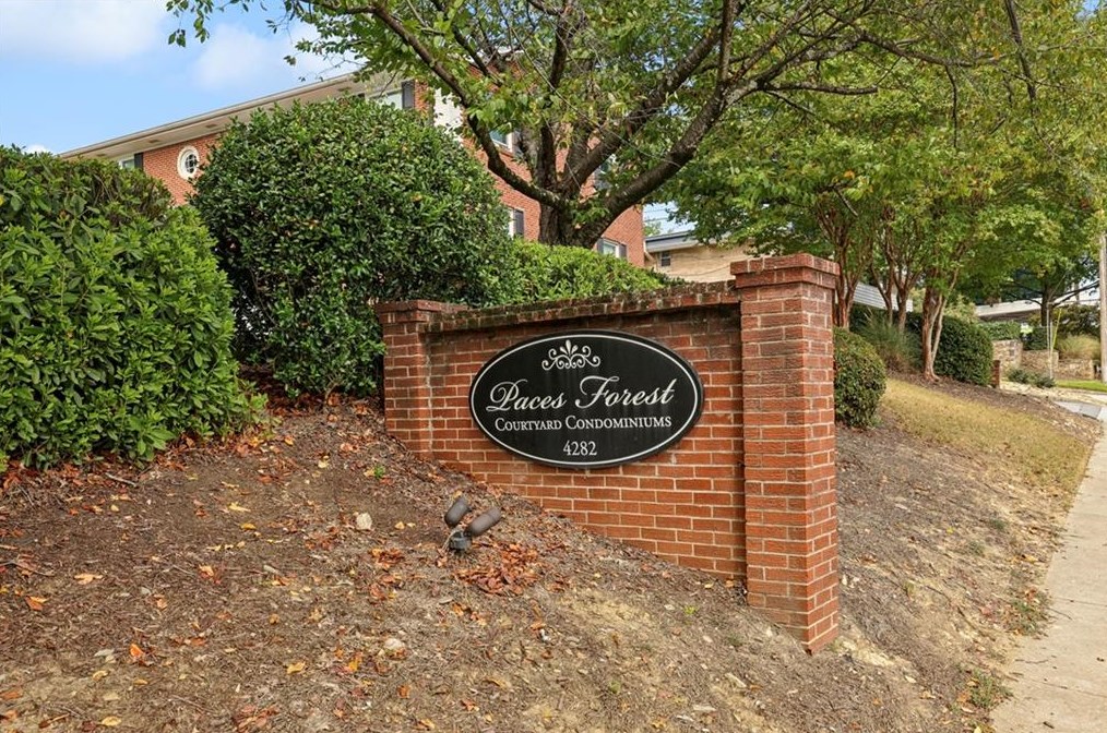 4282 Roswell Rd, Atlanta GA  30342-3719 exterior
