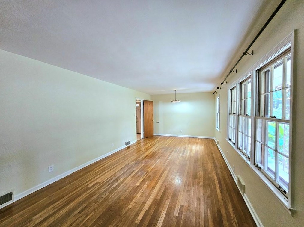 4227 Briarcliff Rd, Atlanta GA  30345-2033 exterior