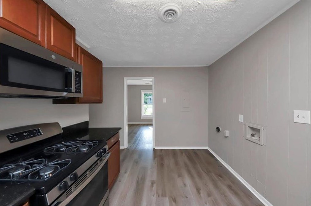 2148 Grn Forrest Dr, Decatur GA 30032-5903 exterior