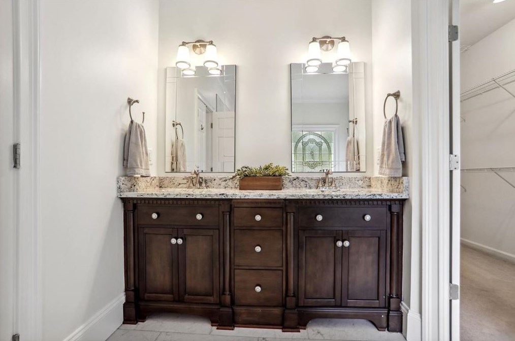 2850 Pne St, Duluth GA 30096-2781 exterior