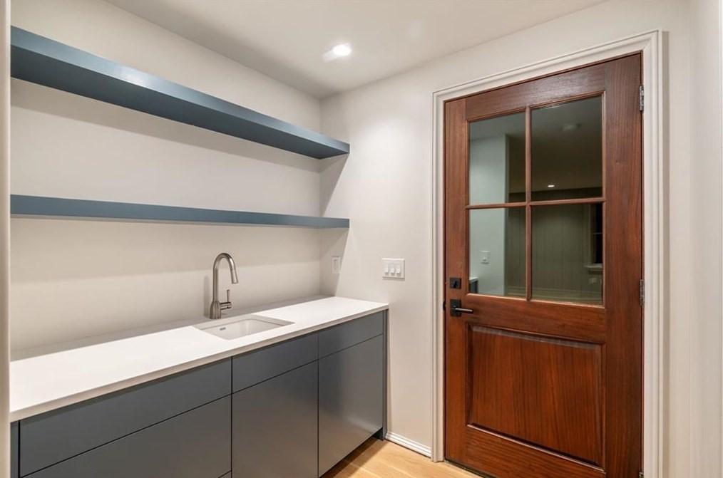 95 Montgomery Fry Dr, Atlanta GA 30309-2718 exterior