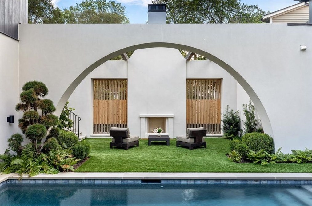 95 Montgomery Fry Dr, Atlanta GA 30309-2718 exterior