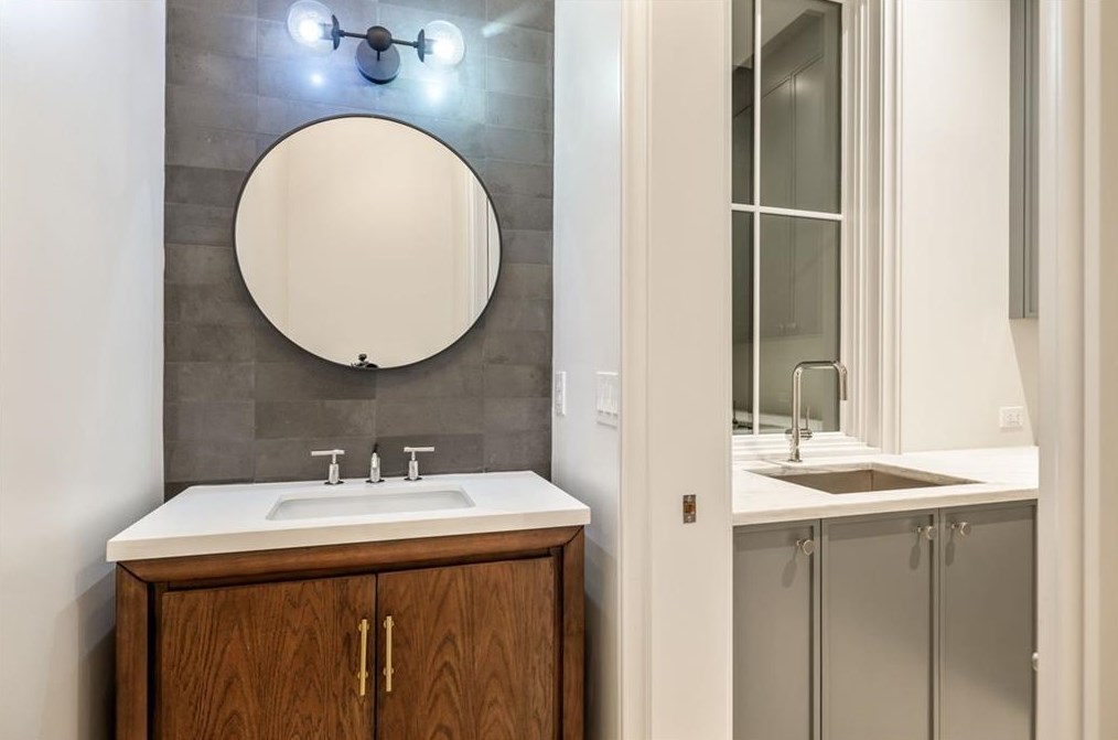 95 Montgomery Fry Dr, Atlanta GA 30309-2718 exterior