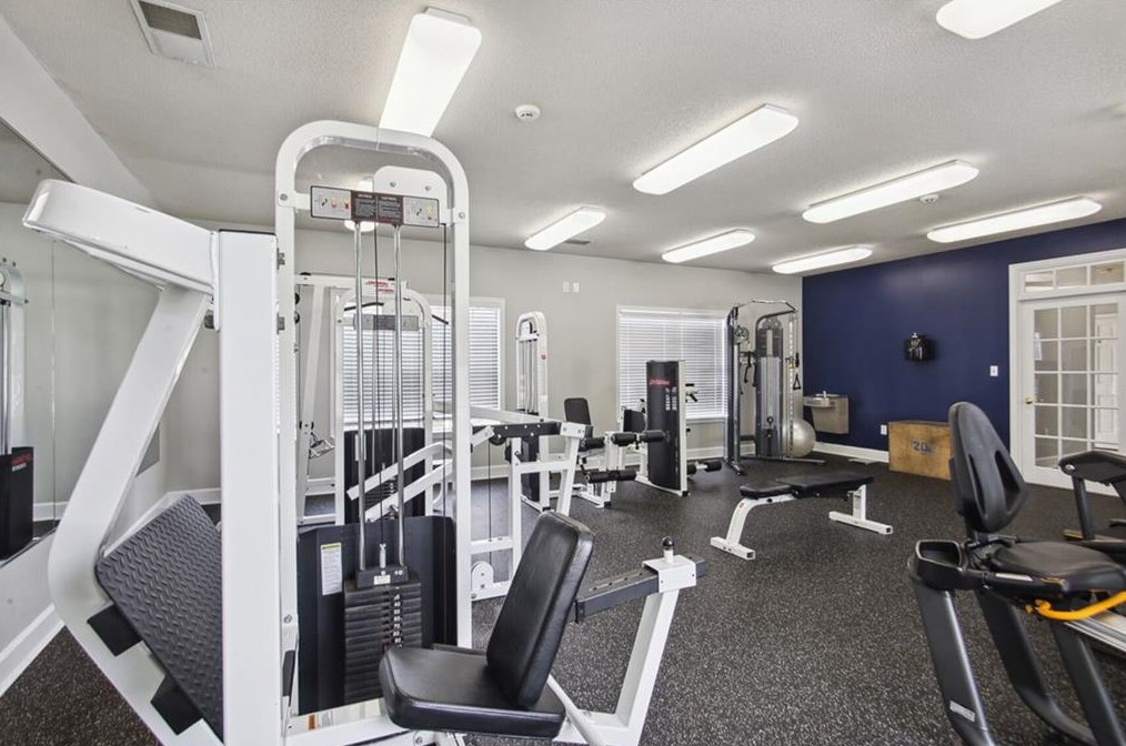 1150 Collier Rd, Atlanta GA  30318-0407 exterior