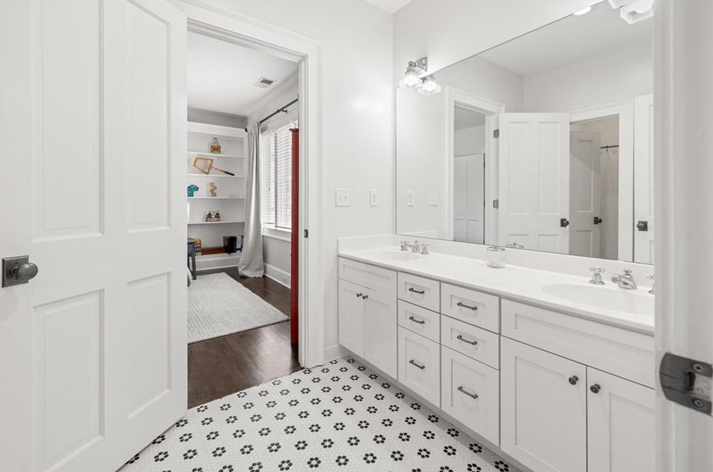 607 Paces Ferry Rd, Atlanta GA 30305-2714 exterior