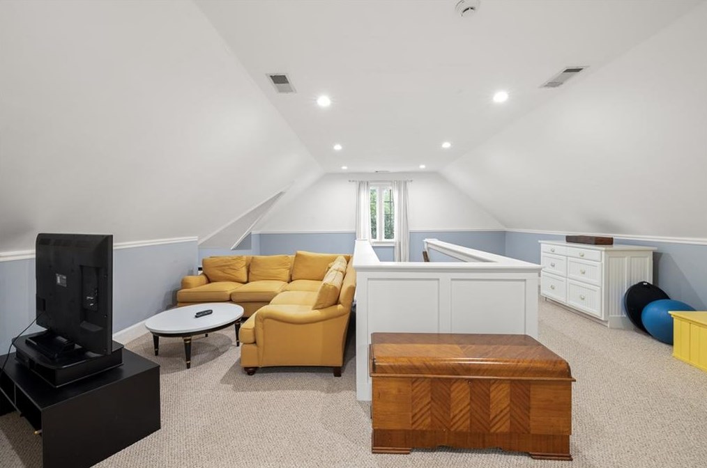 607 Paces Ferry Rd, Atlanta GA 30305-2714 exterior