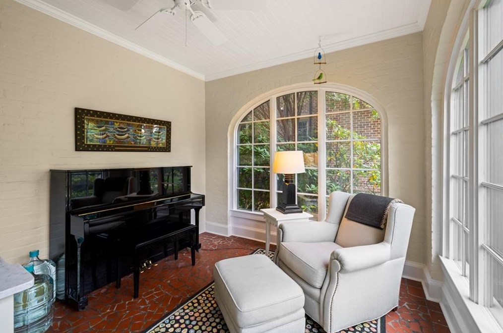 607 Paces Ferry Rd, Atlanta GA 30305-2714 exterior