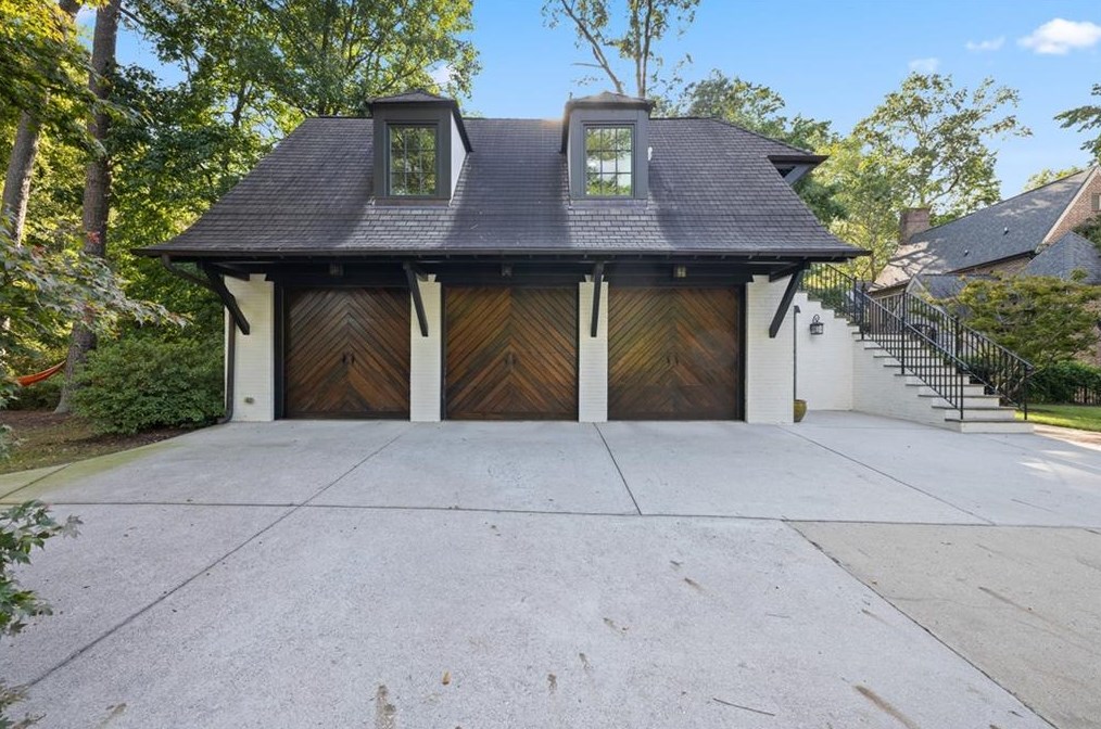 607 Paces Ferry Rd, Atlanta GA 30305-2714 exterior