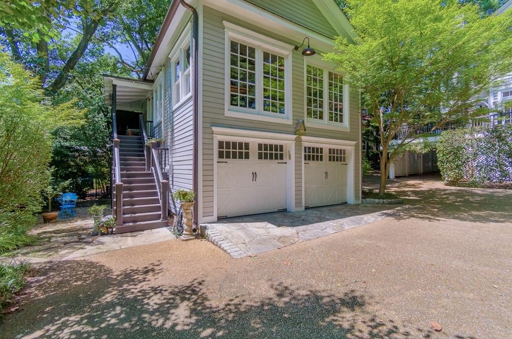 1381 Decatur Rd, Atlanta GA  30306-2423 exterior