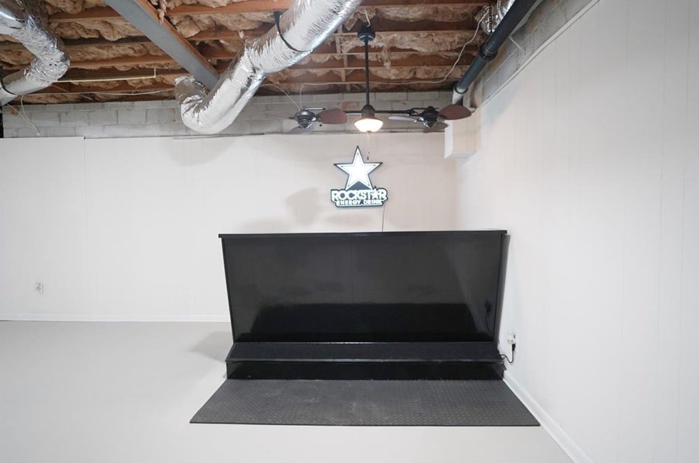 4641 Hemlock Dr, Austell GA 30106-1929 exterior