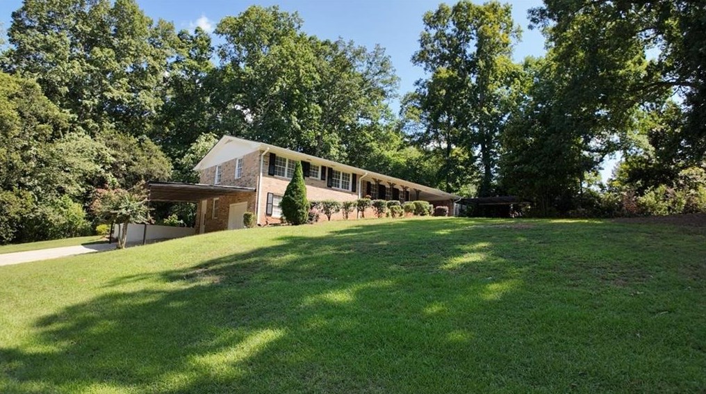 4641 Hemlock Dr, Austell GA 30106-1929 exterior