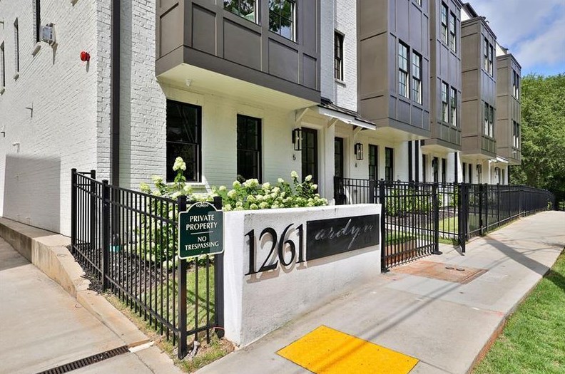 1261 Virginia Ave, Atlanta GA  30306-4809 exterior