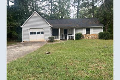 9253 Forest Knoll Drive, Jonesboro, GA 30238 - Photo 1