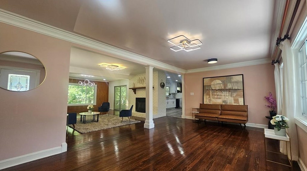 3172 Briarcliff Rd, Atlanta GA  30329-2603 exterior