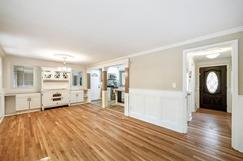 2423 Rhineland Ct, Atlanta GA 30345 exterior