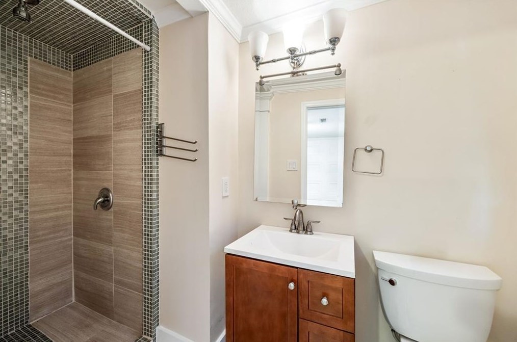 2423 Rhineland Ct, Atlanta GA 30345 exterior