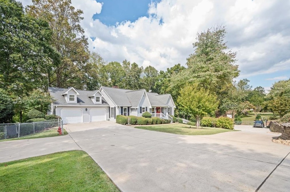 3976 Ridge Rd Se, Smyrna, GA 30080