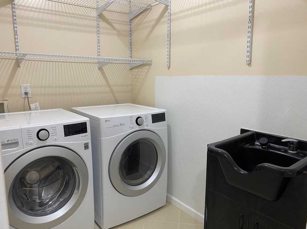 1658 Duren Fld Way, Lithonia GA 30058-3577 exterior