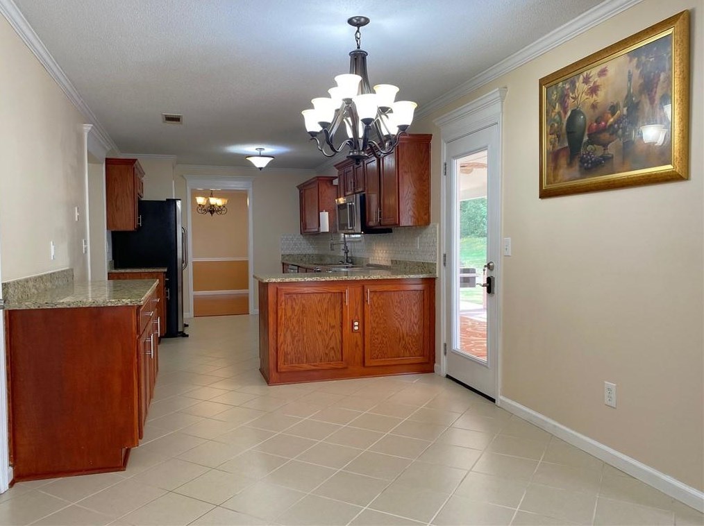 1658 Duren Fld Way, Lithonia GA 30058-3577 exterior