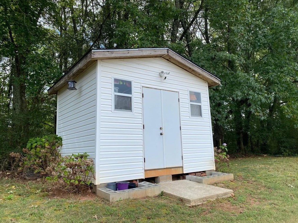 1658 Duren Fld Way, Lithonia GA 30058-3577 exterior