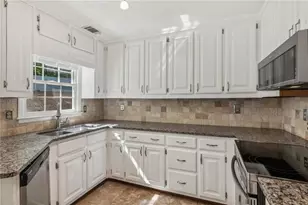 1210 Swan Mill Ct, Suwanee, GA 30024 - Photo 17