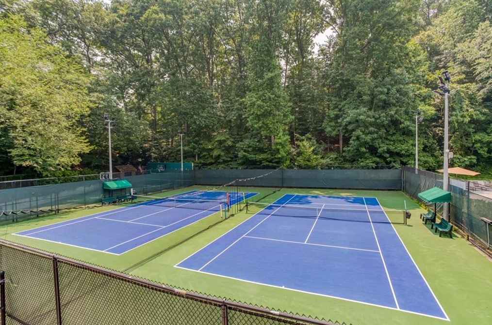 45 Camden Rd, Atlanta GA  30309-1513 exterior