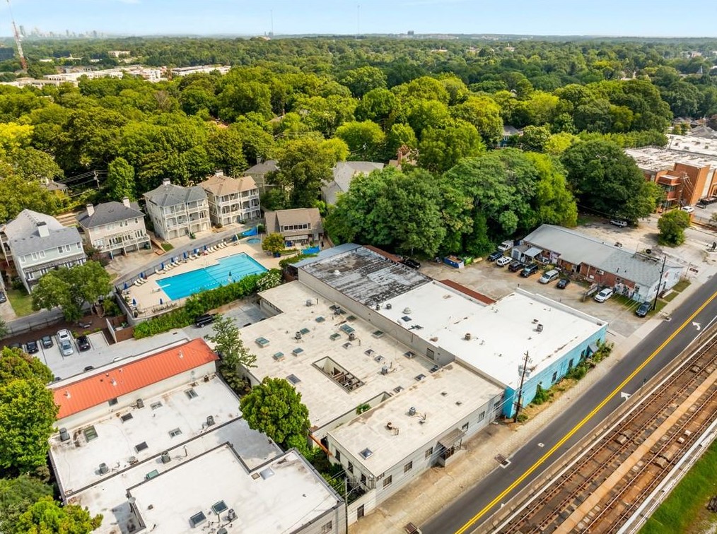 834 Dekalb Ave, Atlanta GA  30307-2525 exterior