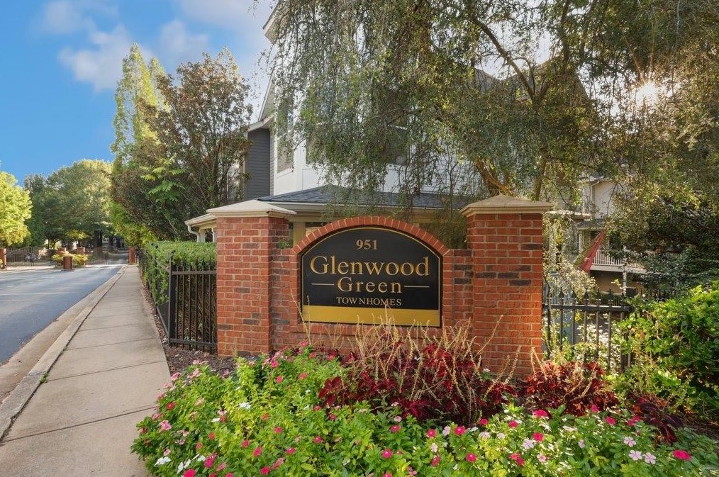 951 Glenwood Ave, Atlanta GA 30316-1885 exterior