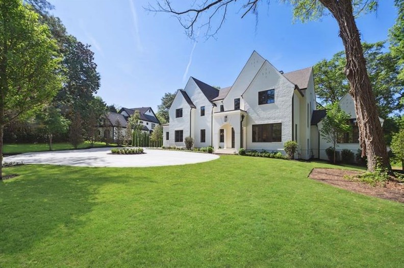 3044 Howell Mill Rd, Atlanta GA  30318-3165 exterior