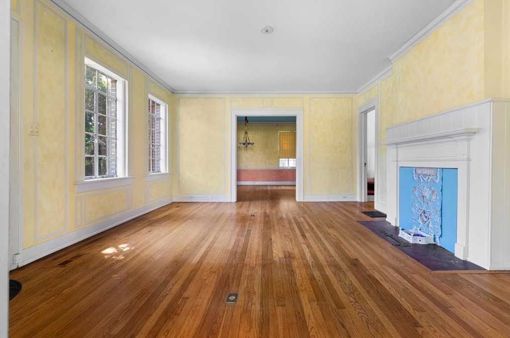 658 Cumberland Cir, Atlanta GA 30306-3217 exterior