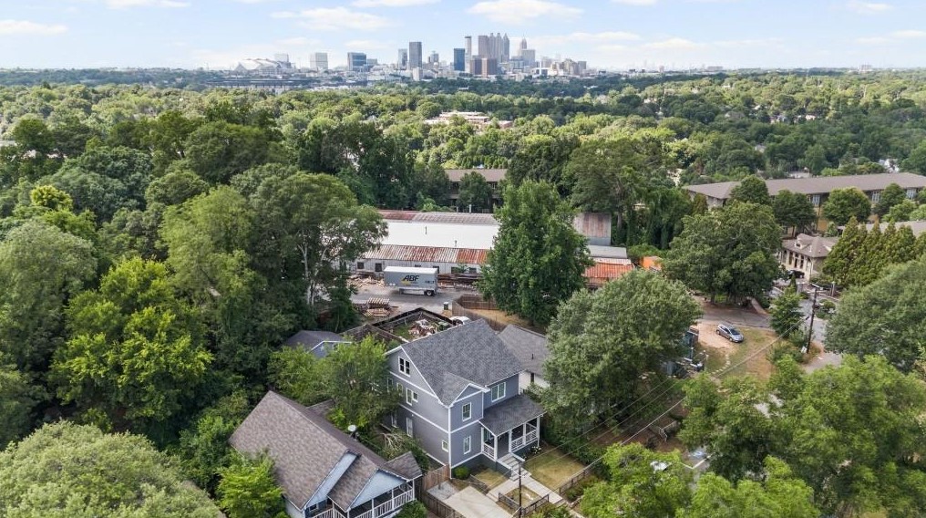 1213 Milton Ter, Atlanta GA 30315-2413 exterior