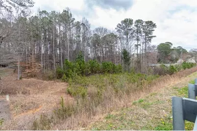 5431 Cumming Highway, Sugar Hill, GA 30518 - Photo 5