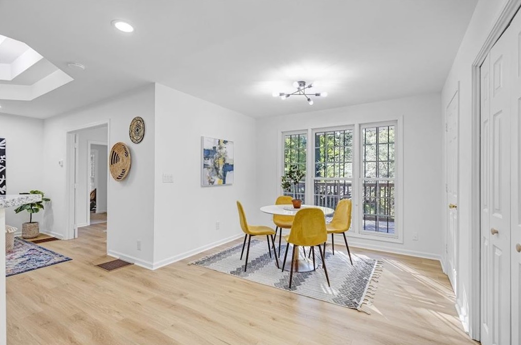 2907 Dogwood Dr, Atlanta GA 30354-1153 exterior