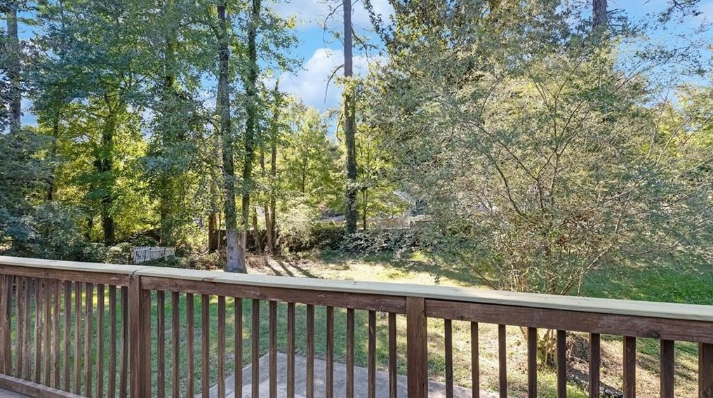 2907 Dogwood Dr, Atlanta GA 30354-1153 exterior