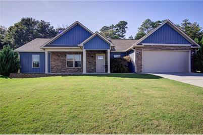 209 Gilmore Circle SW, Calhoun, GA 30701 - Photo 1