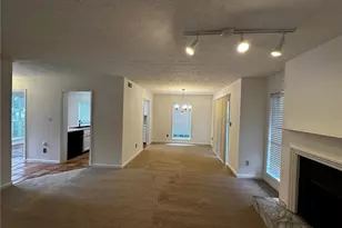 1101 Lenox Way NE, Atlanta, GA 30324 - Photo 5