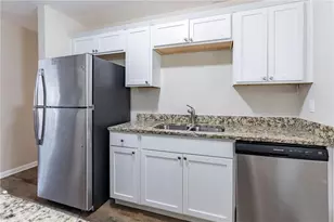 3851 Bonnie Ln SE, Atlanta, GA 30354 - Photo 9