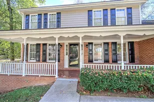 2864 Holly Oaks Dr, Marietta, GA 30062 - Photo 3