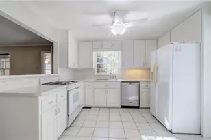 2864 Holly Oaks Dr, Marietta, GA 30062 - Photo 17