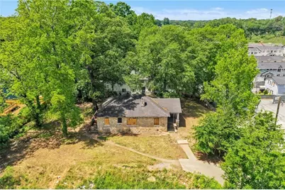 1162 Joseph E Boone Boulevard NW, Atlanta, GA 30314 - Photo 9
