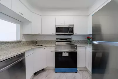 2870 Pharr Court South NW #2602, Atlanta, GA 30305 - Photo 5