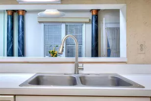 240 Renaissance Pkwy, Atlanta, GA 30308 - Photo 21