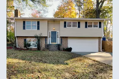 1304 Vine Street NE, Gainesville, GA 30501 - Photo 1