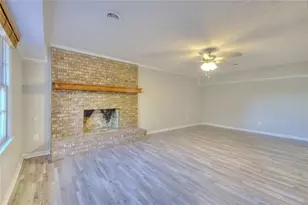 1304 Vine St NE, Gainesville, GA 30501 - Photo 9